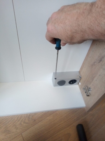 Ikea utičnica i prekidač